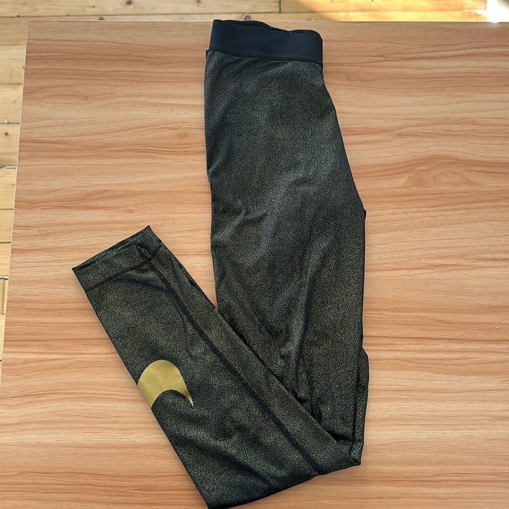 Nike leggings